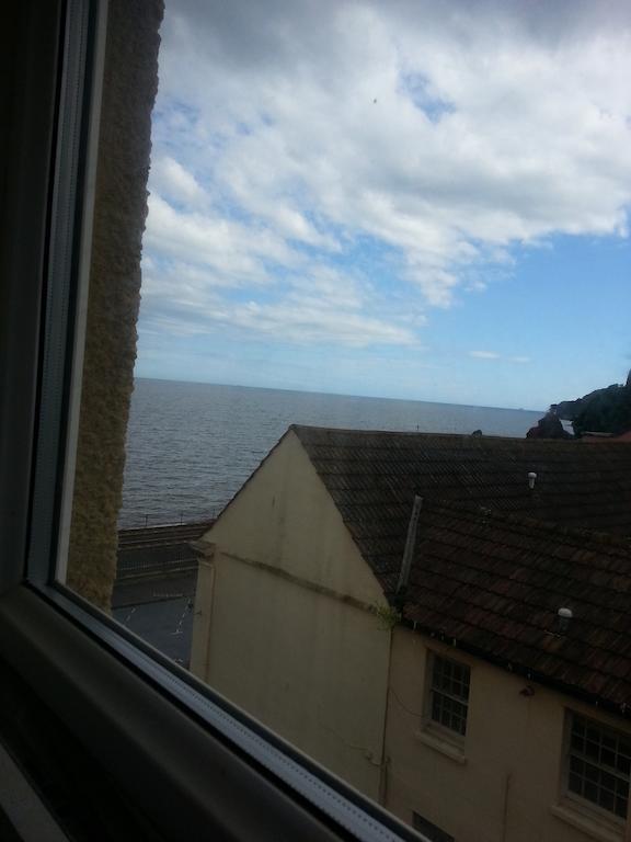 Ocean's Guest house Dawlish
